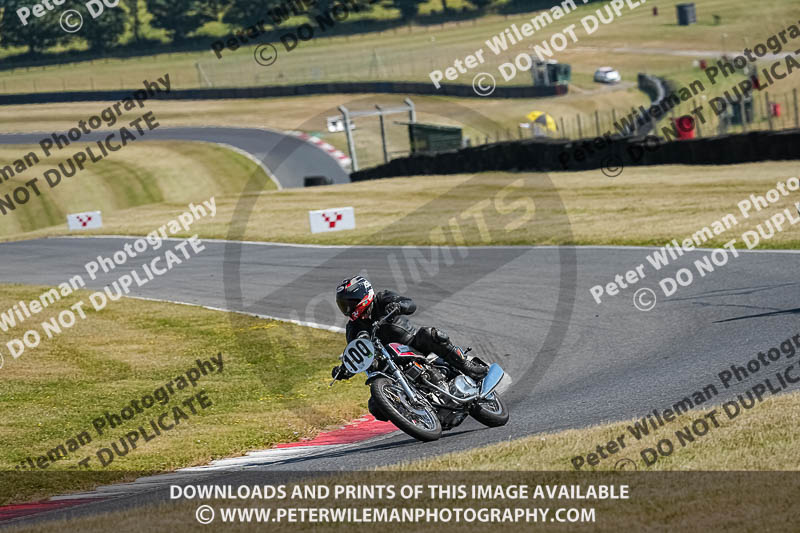 cadwell park;cadwell park photographs;cadwell trackday photographs;enduro digital images;event digital images;eventdigitalimages;peter wileman photography;racing digital images;trackday digital images;trackday photos